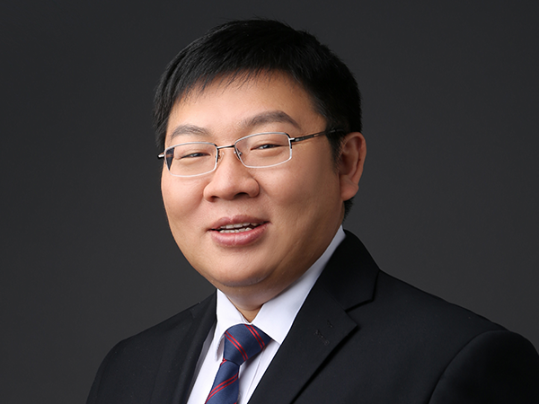 Board member Ray Zhenhua Rui